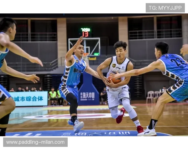 承德足球球星崛起之路：从地方小将到职业联赛的辉煌历程