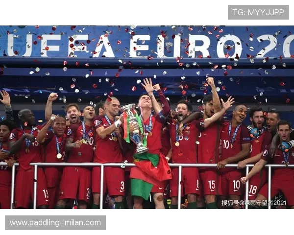 德国足球队巨星C罗：从葡萄牙天才到德甲传奇的辉煌征程